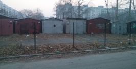 Самовольную блокаду устроили владельцам гаражей в Хабаровске предприимчивые местные жители Евгений Попов